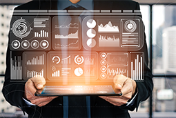 PA真人视讯国际：深化、多元｜供需两端打造复合型人才